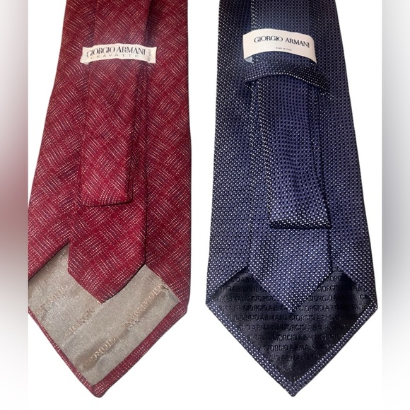 EUC Giorgio Armani Made in Italy Red Blue Men's Silk Neck Ties Luxury Designer - Picture 2 of 8